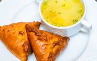 треугольник с мясом картошкой